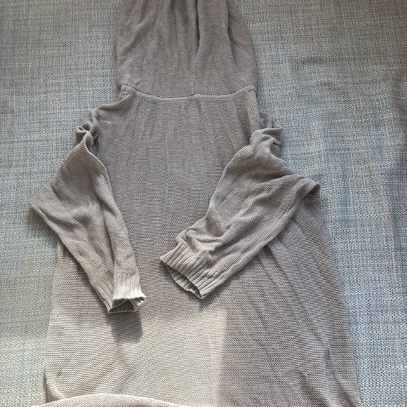 Women’s sweater - Picture 2 of 2